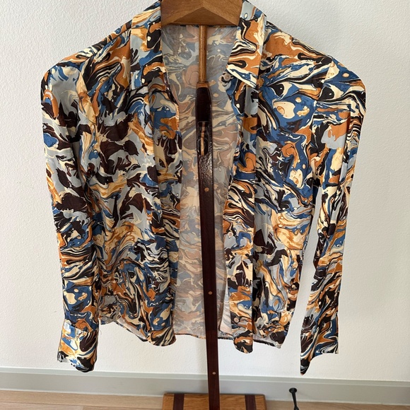 Abercrombie Long-Sleeve Satin Button-Up Shirt - Blue 70s Swirl - Picture 2 of 3